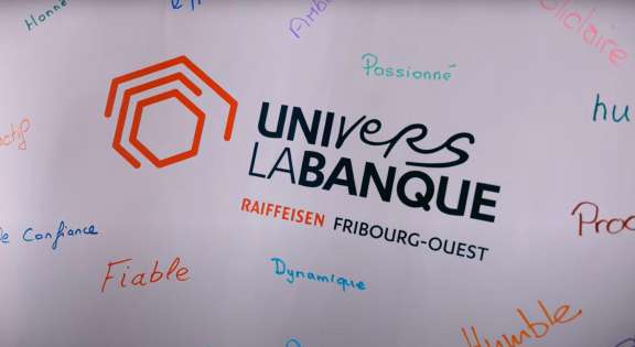 Une nouvelle R bancaire, un Univers à votre image